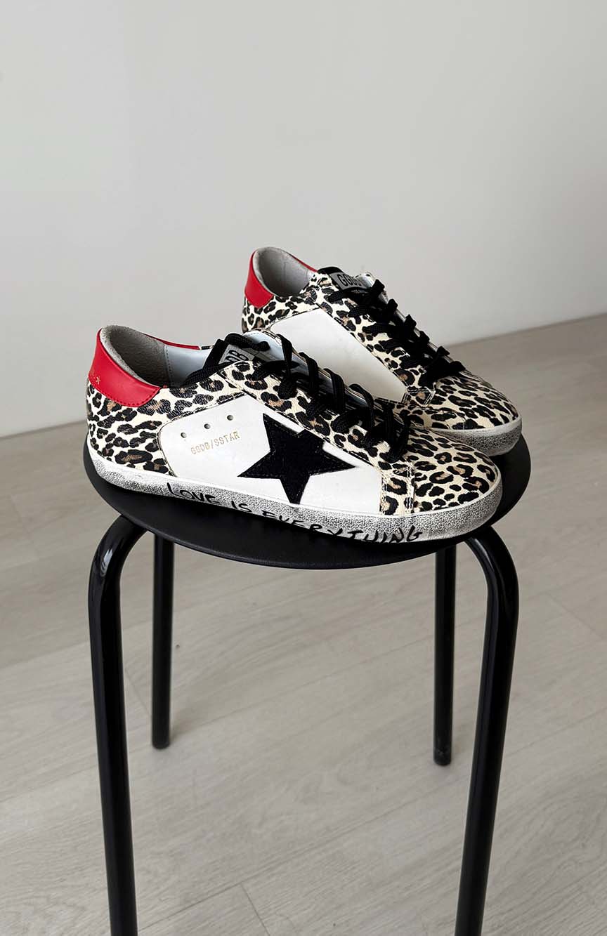 گلدن گوس پلنگی پشت قرمز