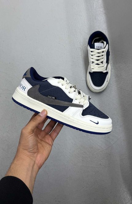 نایک ترویس dior سفید سرمه ای