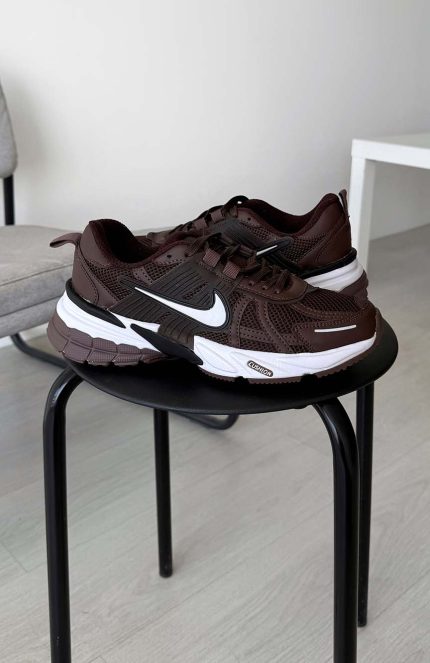 نایک v2k قهوه ای مشکی